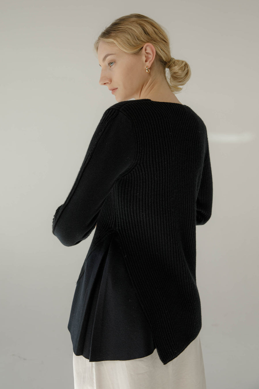 Back V-nech cardigan in Cotton and Cashmere